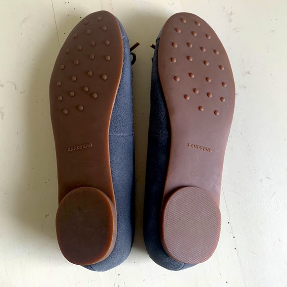 Lands’ End Gray Suede Ballet Flats with Toe Cap & Bow Detail - Picture 11 of 12